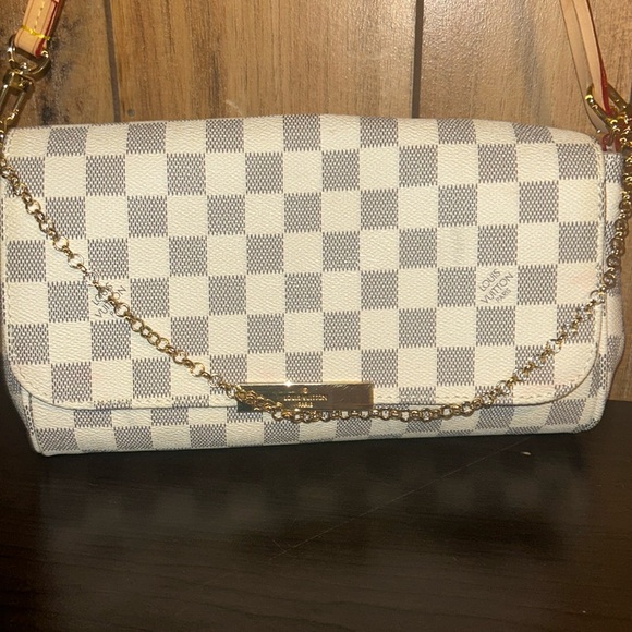 LV bag - Picture 1 of 2